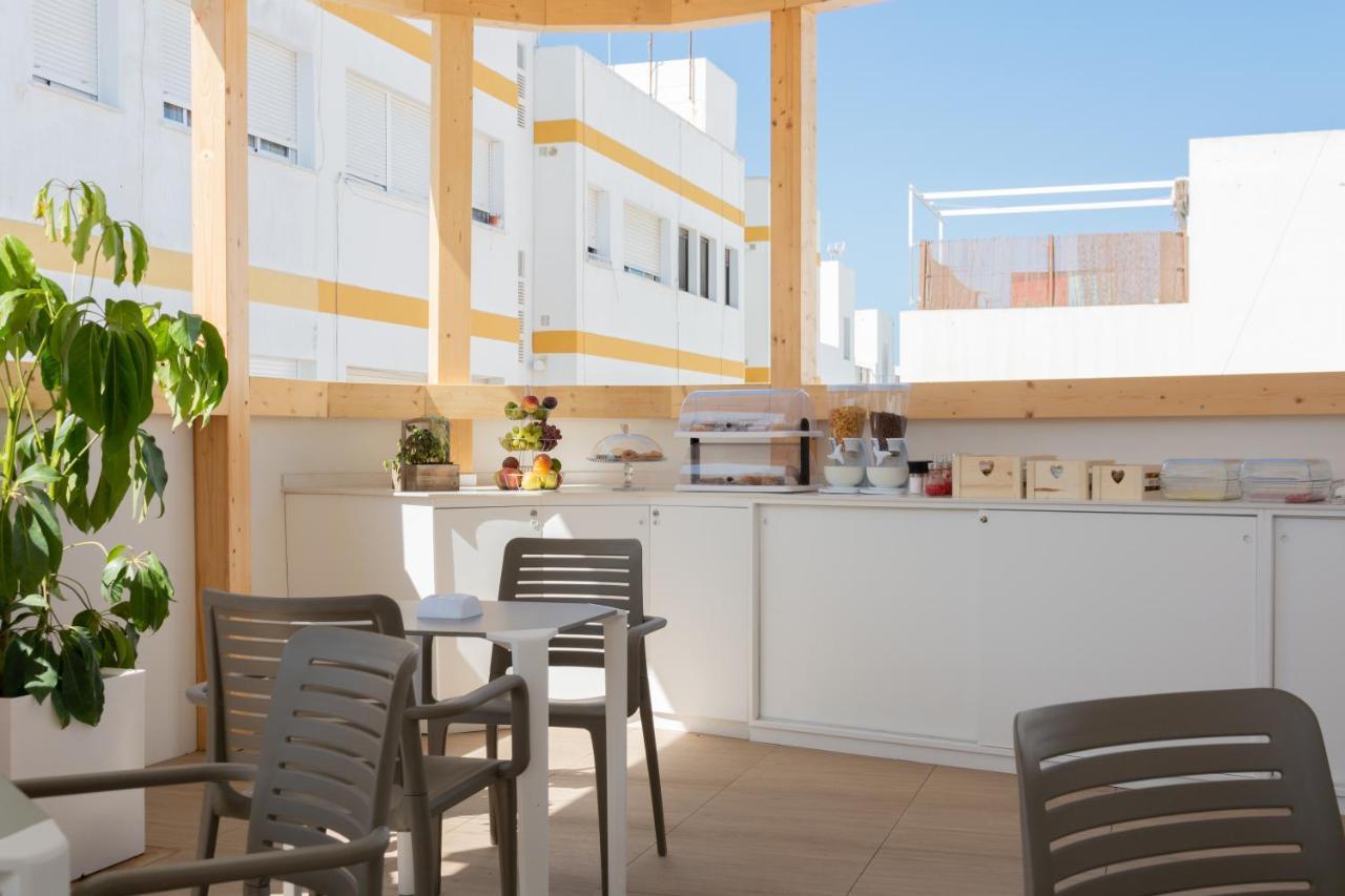 Hostal La Mina Conil De La Frontera Esterno foto