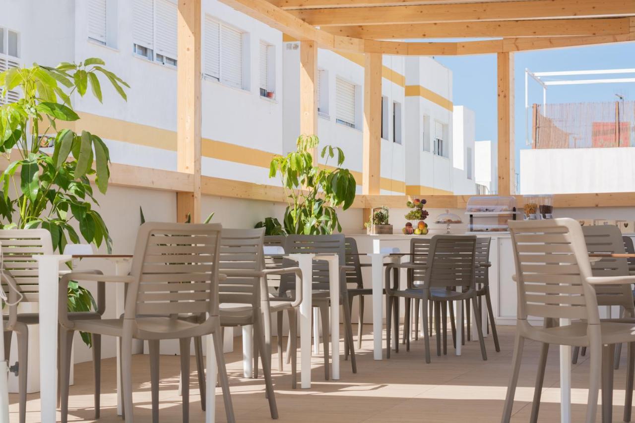 Hostal La Mina Conil De La Frontera Esterno foto